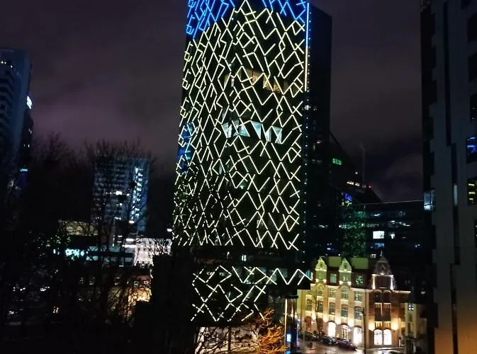 Apartment Center Maakri